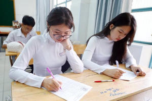 Tổ chức kỳ thi tốt nghiệp THPT phải ít tốn kém cho thí sinh, gia đình và xã hội