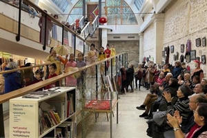 Văn hóa dân tộc Việt Nam tỏa sáng tại thành phố Saintes của Pháp