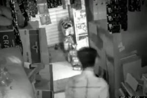 Dùng dao chém người tình "thừa sống thiếu chết" rồi treo cổ tự tử vì mâu thuẫn tiền bạc