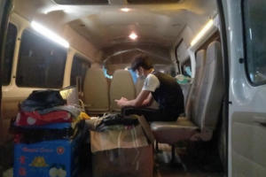 Không cho mang thuốc lá vào khu điều trị Covid-19, nhóm công nhân F0 cầm dao doạ bác sĩ