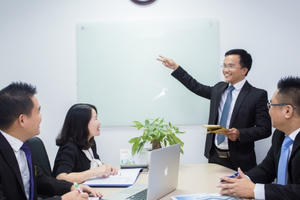 Người tập sự hành nghề Luật sư không được thực hiện dịch vụ pháp lý cho khách hàng