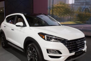 5 mẫu xe giá bán khoảng 1 tỷ đang hút khách tại thị trường Việt Nam