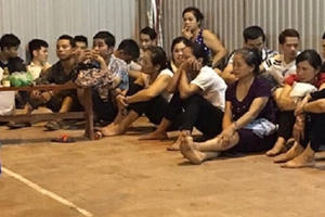 Bắc Kạn: Gần 80 con bạc bị bắt khi đang sát phạt nhau trong rừng