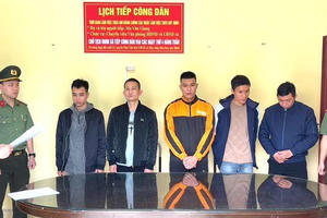 Bắt thêm 5 thành viên liên quan vụ điều hành gần 300 website khiêu dâm Bắt thêm 5 thành viên liên quan vụ điều hành gần 300 website khiêu dâm