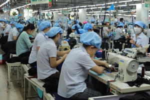 Hỗ trợ người lao động, người sử dụng lao động gặp khó khăn do đại dịch COVID-19