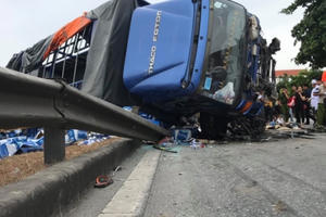 Khởi tố bị can, bắt tạm giam đối với lái xe gây tai nạ khiến 5 người chết ở Hải Dương