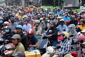 Hà Nội: Thêm 4 tuyến huyết mạch, ùn tắc suốt ngày sẽ cấm xe máy