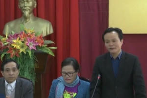 Thừa Thiên Huế: Nhìn lại vụ “cả nhà làm quan” ở huyện A Lưới trong năm 2017