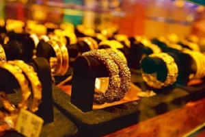 Giá vàng hôm nay 18/8: Vàng tăng giá tuần thứ 3 liên tiếp