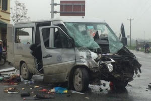 Hà Nam: Hỗ trợ nạn nhân vụ xe khách gặp nạn trên đường đón dâu