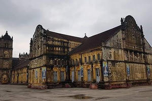 Sẵn sàng hạ giải nhà thờ Bùi Chu 135 tuổi