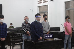 Đâm người tại quán nhậu, nhóm đối tượng lĩnh án Đâm người tại quán nhậu, nhóm đối tượng lĩnh án