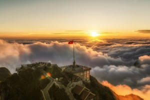 Ai là người đầu tiên chinh phục Fansipan? Ai là người đầu tiên chinh phục Fansipan?