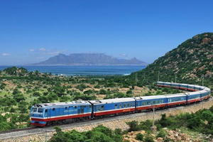 Dừng toàn bộ tàu chở khách trên tuyến đường sắt Bắc - Nam