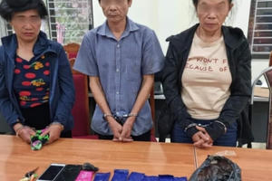 Sơn La: Bắt quả tang 3 đối tượng mua bán 2.800 viên ma túy tổng hợp và 1 gói heroin