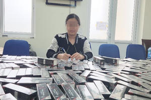 Buôn bán thực phẩm tăng cường sinh lý phái mạnh giả, một người phụ nữ bị khởi tố