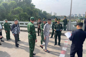 Quảng Ninh: Trao trả 29 công dân Trung Quốc có hành vi nhập cảnh trái phép vào Việt Nam