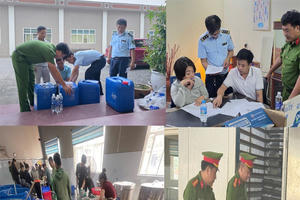 Bắt quả tang 13,5 tấn chân gà không rõ nguồn gốc ngâm hóa chất