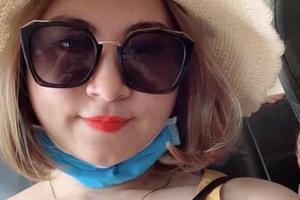 Nữ sinh viên xinh đẹp ngành luật bị bắt vì lừa tiền chạy việc