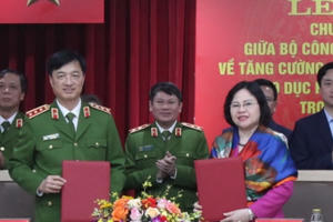 Chung tay phòng, chống ma tuý trong các cơ sở giáo dục Chung tay phòng, chống ma tuý trong các cơ sở giáo dục