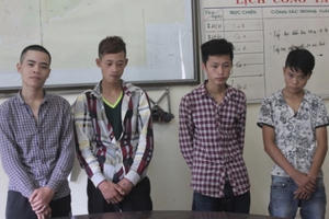 Nghệ An: Thiếu tiền, nhóm 9X mang hung khí đi cướp để chơi game