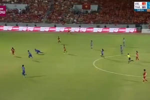 Cùng xem lại video bàn thắng duy nhất giúp đội tuyển bóng đá nữ Việt Nam vô địch Sea Game 31