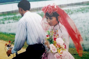 Bồi hồi ngắm lại chùm ảnh: Đám cưới Việt qua các thời kỳ