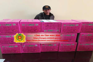 Bắt quả tang đối tượng tàng trữ, vận chuyển 38kg pháo nổ trái phép