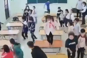 Bộ GD&ĐT đề nghị làm rõ vụ việc vi phạm đạo đức trong trường học ở Tuyên Quang