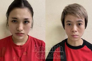 Bắt giữ cặp đôi "nữ quái" găm hàng cấm ở vùng kín mang đi tiêu thụ