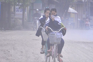 Các trường ở Hà Nội tạm dừng học trực tiếp nếu chất lượng không khí chuyển sang ngưỡng “rất nguy hại”