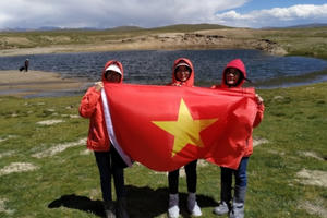 Cô gái Hà Thành và những bất ngờ nơi thượng nguồn sông Mekong