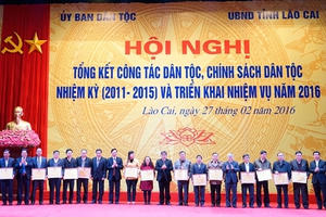 Hội nghị tổng kết công tác dân tộc và triển khai nhiệm vụ mới