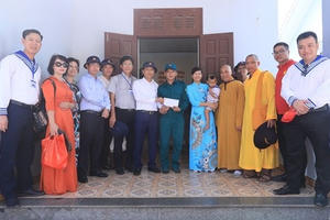 Đoàn công tác Ủy ban Trung ương MTTQ Việt Nam kết thúc tốt đẹp chuyến công tác tại huyện đảo Trường Sa