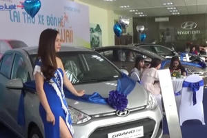 Huyndai Huyndai Tây Hồ vừa tổ chức chương trình “Lái thử xe đón hè Hawai”