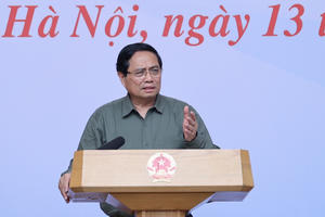 Khẩn trương xây dựng lại 1.900 nhà sập đổ, 67.000 nhà tốc mái cho đồng bào miền Trung