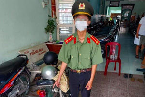 Giả công an đến nhà dân thu tiền ủng hộ, thiếu niên 15 tuổi bị tạm giữ