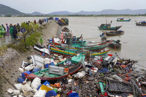 Hà Tĩnh dừng bắn pháo hoa Quốc khánh 2/9 để tập trung khắc phục bão