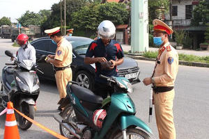 Mở đợt cao điểm đảm bảo trật tự an toàn giao thông dịp nghỉ lễ 30/4 - 01/5