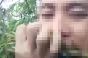 Người đàn ông ăn lá ngón tự tử, còn quay clip gửi người yêu