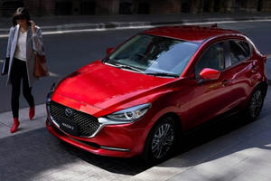 Gần Tết, Mazda 2 đẹp long lanh giảm sốc chỉ còn 479 triệu đồng/chiếc