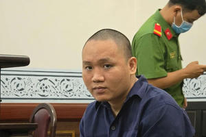 Tuyên phạt đối tượng tâm thần do sử dụng ma túy dùng dao đâm nhiều nhát vào cán bộ công an