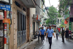 Bí thư Hà Nội trực tiếp đến hiện trường chỉ đạo công tác cứu nạn trong vụ cháy chung cư mini