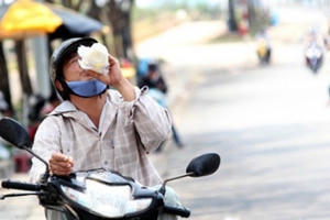 Dự báo thời tiết ngày 17/7: Cảnh báo mưa giông trong nội thành Hà Nội Dự báo thời tiết ngày 17/7: Cảnh báo mưa giông trong nội thành Hà Nội