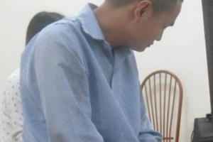 “Nổ” là cảnh sát hình sự để lừa đảo chiếm đoạt tài sản của phụ nữ