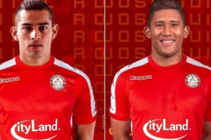 Báo Thái Lan "choáng" khi CLB TPHCM mua hai ngôi sao Costa Rica