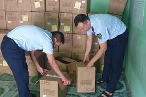 3 nghìn thiết bị y tế không rõ nguồn gốc bị bắt tại Hưng Yên