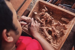 Siêu nhân sinh ra từ gỗ: Khối “vàng ròng” của 9x Quảng Nam