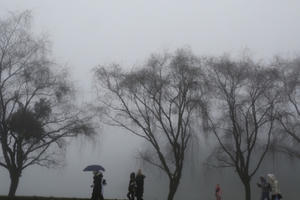 Dự báo thời tiết ngày 19/12: Miền Bắc tiếp tục mưa rét, nguy cơ xuất hiện bão trên Biển Đông