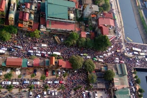 Nguyên nhân nào khiến cầu Tó "thất thủ" vào sáng nay?